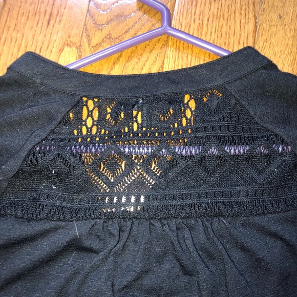 Long sleeve button down - Picture 2 of 3